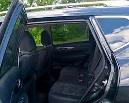 Черный Ниссан Rogue, объемом двигателя 2.5 л и пробегом 199 тыс. км за 9750 $, фото 5 на Automoto.ua