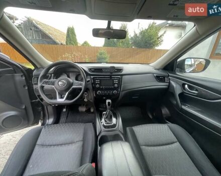 Черный Ниссан Rogue, объемом двигателя 2.49 л и пробегом 165 тыс. км за 14000 $, фото 13 на Automoto.ua