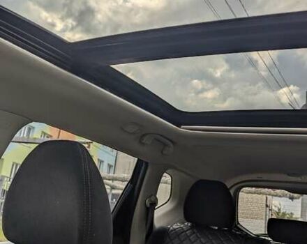 Черный Ниссан Rogue, объемом двигателя 2.49 л и пробегом 143 тыс. км за 15000 $, фото 11 на Automoto.ua