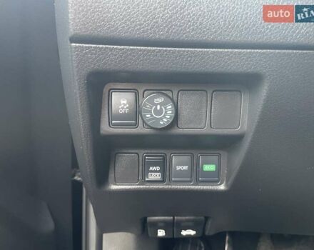 Черный Ниссан Rogue, объемом двигателя 2.49 л и пробегом 165 тыс. км за 14000 $, фото 3 на Automoto.ua