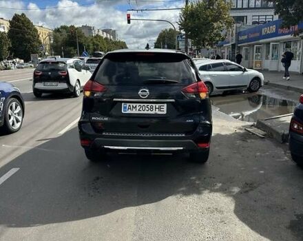 Черный Ниссан Rogue, объемом двигателя 2.5 л и пробегом 130 тыс. км за 13400 $, фото 1 на Automoto.ua