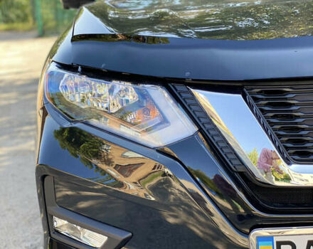 Черный Ниссан Rogue, объемом двигателя 2.49 л и пробегом 211 тыс. км за 12800 $, фото 9 на Automoto.ua