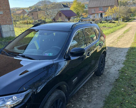 Черный Ниссан Rogue, объемом двигателя 2.49 л и пробегом 173 тыс. км за 13800 $, фото 2 на Automoto.ua