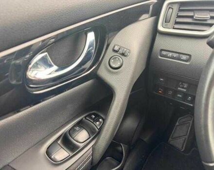 Черный Ниссан Rogue, объемом двигателя 1.2 л и пробегом 80 тыс. км за 11100 $, фото 16 на Automoto.ua