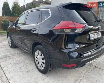 Черный Ниссан Rogue, объемом двигателя 2.49 л и пробегом 165 тыс. км за 14000 $, фото 11 на Automoto.ua