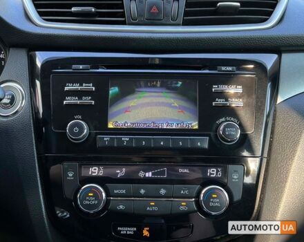 Черный Ниссан Rogue, объемом двигателя 2.5 л и пробегом 140 тыс. км за 13800 $, фото 18 на Automoto.ua