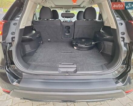 Черный Ниссан Rogue, объемом двигателя 2.49 л и пробегом 251 тыс. км за 12350 $, фото 7 на Automoto.ua