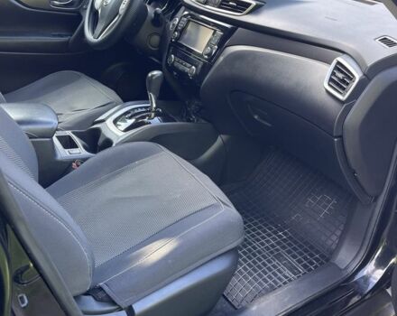 Черный Ниссан Rogue, объемом двигателя 2.5 л и пробегом 208 тыс. км за 13400 $, фото 3 на Automoto.ua