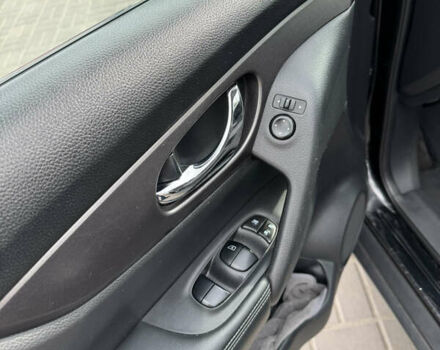 Чорний Ніссан Rogue, об'ємом двигуна 2.5 л та пробігом 112 тис. км за 11700 $, фото 7 на Automoto.ua