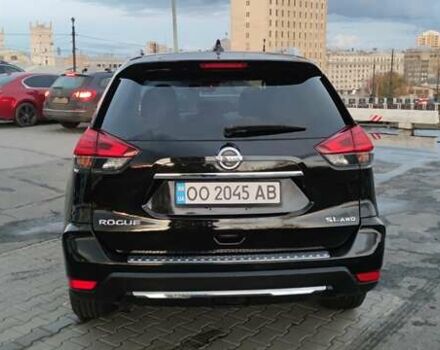 Черный Ниссан Rogue, объемом двигателя 2.49 л и пробегом 144 тыс. км за 16000 $, фото 1 на Automoto.ua
