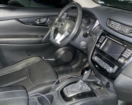 Черный Ниссан Rogue, объемом двигателя 2.5 л и пробегом 144 тыс. км за 17000 $, фото 4 на Automoto.ua