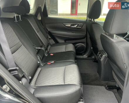 Черный Ниссан Rogue, объемом двигателя 2.5 л и пробегом 170 тыс. км за 13250 $, фото 32 на Automoto.ua