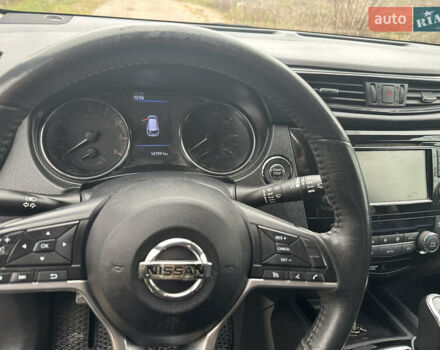 Черный Ниссан Rogue, объемом двигателя 2.49 л и пробегом 148 тыс. км за 14000 $, фото 21 на Automoto.ua