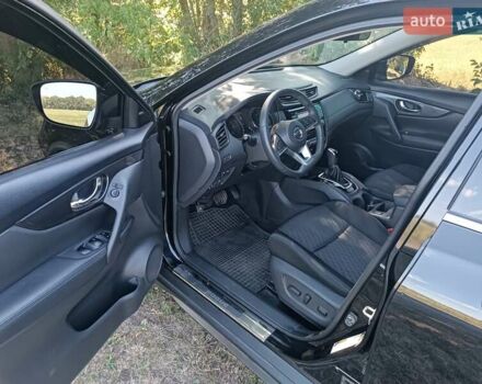 Чорний Ніссан Rogue, об'ємом двигуна 2.49 л та пробігом 97 тис. км за 16500 $, фото 4 на Automoto.ua