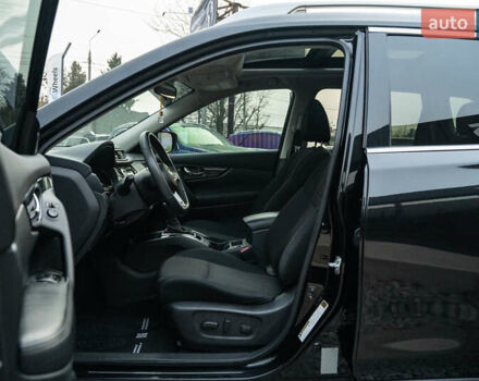 Черный Ниссан Rogue, объемом двигателя 2 л и пробегом 65 тыс. км за 17900 $, фото 15 на Automoto.ua