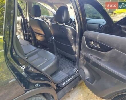 Черный Ниссан Rogue, объемом двигателя 2.49 л и пробегом 106 тыс. км за 17800 $, фото 15 на Automoto.ua