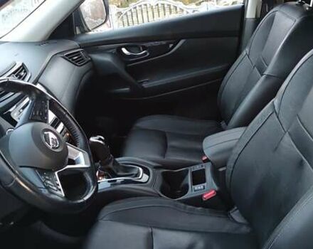 Черный Ниссан Rogue, объемом двигателя 2.49 л и пробегом 144 тыс. км за 16000 $, фото 11 на Automoto.ua