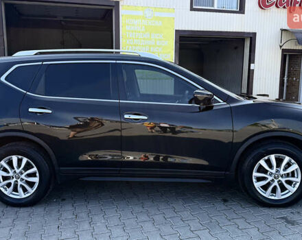 Черный Ниссан Rogue, объемом двигателя 2.5 л и пробегом 227 тыс. км за 12700 $, фото 2 на Automoto.ua