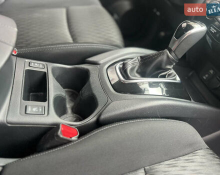 Черный Ниссан Rogue, объемом двигателя 2.5 л и пробегом 170 тыс. км за 13250 $, фото 26 на Automoto.ua