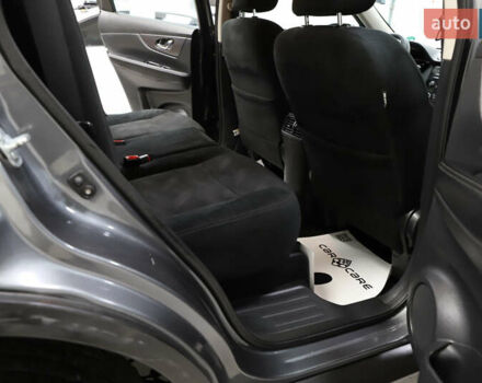 Черный Ниссан Rogue, объемом двигателя 2.5 л и пробегом 141 тыс. км за 11900 $, фото 43 на Automoto.ua