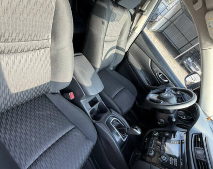 Черный Ниссан Rogue, объемом двигателя 2.49 л и пробегом 91 тыс. км за 13500 $, фото 14 на Automoto.ua