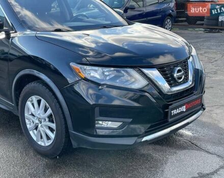 Черный Ниссан Rogue, объемом двигателя 2.49 л и пробегом 146 тыс. км за 13490 $, фото 2 на Automoto.ua