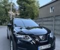 Черный Ниссан Rogue, объемом двигателя 2.5 л и пробегом 125 тыс. км за 17000 $, фото 1 на Automoto.ua