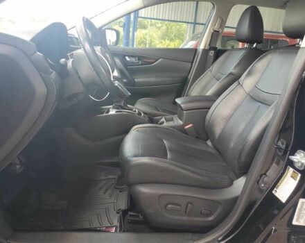 Черный Ниссан Rogue, объемом двигателя 2 л и пробегом 129 тыс. км за 1900 $, фото 6 на Automoto.ua