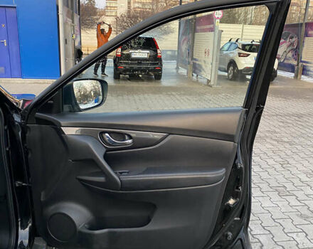 Чорний Ніссан Rogue, об'ємом двигуна 2.5 л та пробігом 63 тис. км за 15000 $, фото 60 на Automoto.ua