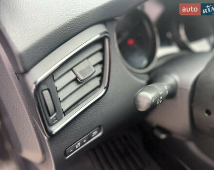 Черный Ниссан Rogue, объемом двигателя 2.5 л и пробегом 170 тыс. км за 13250 $, фото 17 на Automoto.ua