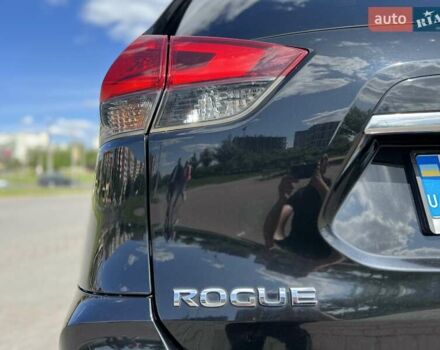 Черный Ниссан Rogue, объемом двигателя 2.49 л и пробегом 151 тыс. км за 12350 $, фото 17 на Automoto.ua