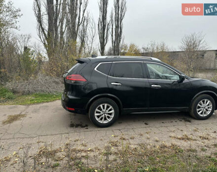 Черный Ниссан Rogue, объемом двигателя 2.49 л и пробегом 148 тыс. км за 14000 $, фото 5 на Automoto.ua