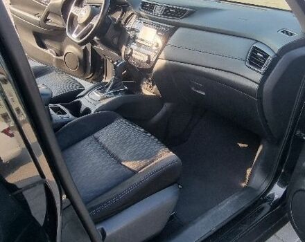 Чорний Ніссан Rogue, об'ємом двигуна 0 л та пробігом 162 тис. км за 14300 $, фото 5 на Automoto.ua