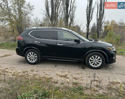 Черный Ниссан Rogue, объемом двигателя 2.49 л и пробегом 148 тыс. км за 14000 $, фото 4 на Automoto.ua