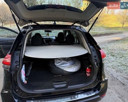 Черный Ниссан Rogue, объемом двигателя 2.49 л и пробегом 129 тыс. км за 15700 $, фото 6 на Automoto.ua