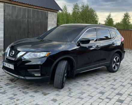 Черный Ниссан Rogue, объемом двигателя 2.5 л и пробегом 157 тыс. км за 14000 $, фото 1 на Automoto.ua