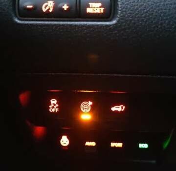 Черный Ниссан Rogue, объемом двигателя 2.49 л и пробегом 144 тыс. км за 16000 $, фото 18 на Automoto.ua