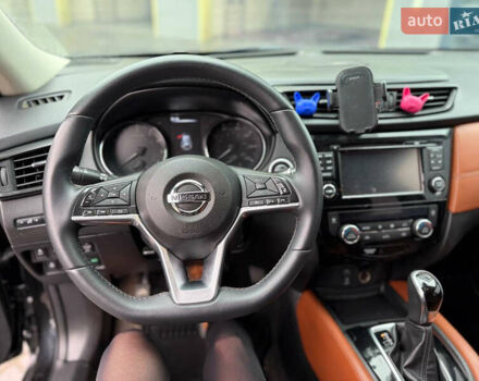 Черный Ниссан Rogue, объемом двигателя 2.49 л и пробегом 147 тыс. км за 13200 $, фото 11 на Automoto.ua