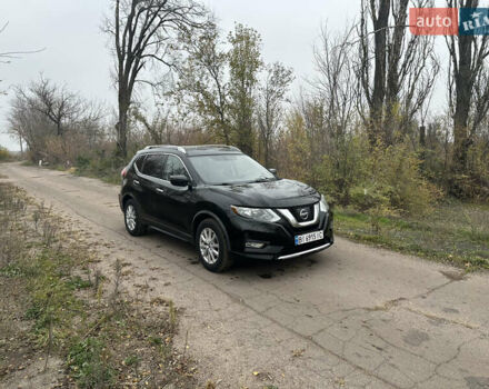 Черный Ниссан Rogue, объемом двигателя 2.49 л и пробегом 148 тыс. км за 14000 $, фото 2 на Automoto.ua