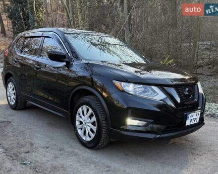 Черный Ниссан Rogue, объемом двигателя 2.49 л и пробегом 129 тыс. км за 15700 $, фото 2 на Automoto.ua