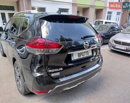 Черный Ниссан Rogue, объемом двигателя 2.49 л и пробегом 106 тыс. км за 17800 $, фото 2 на Automoto.ua