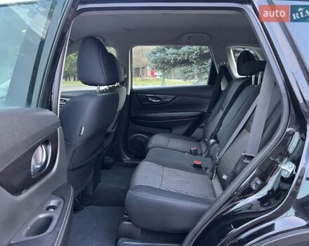 Черный Ниссан Rogue, объемом двигателя 2.5 л и пробегом 220 тыс. км за 11990 $, фото 18 на Automoto.ua