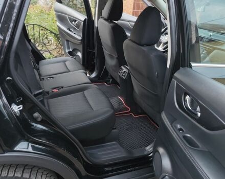 Чорний Ніссан Rogue, об'ємом двигуна 2.5 л та пробігом 150 тис. км за 12900 $, фото 5 на Automoto.ua