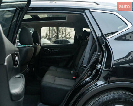 Черный Ниссан Rogue, объемом двигателя 2 л и пробегом 65 тыс. км за 17900 $, фото 34 на Automoto.ua