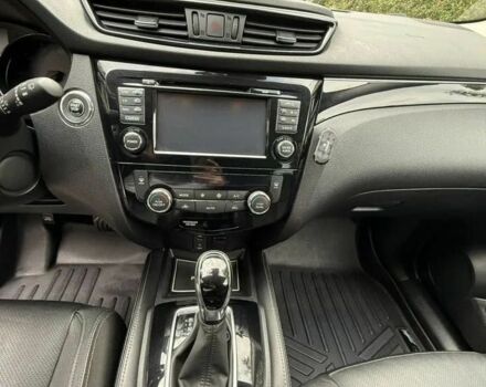 Черный Ниссан Rogue, объемом двигателя 2 л и пробегом 99 тыс. км за 10100 $, фото 15 на Automoto.ua