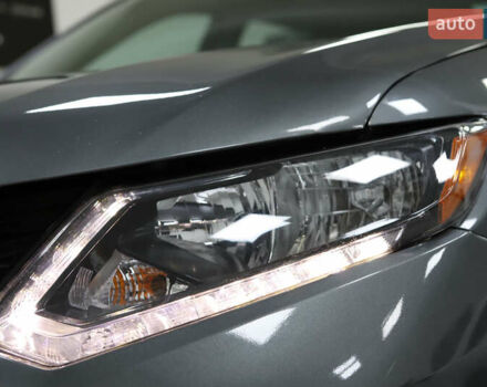 Чорний Ніссан Rogue, об'ємом двигуна 2.5 л та пробігом 141 тис. км за 11900 $, фото 9 на Automoto.ua