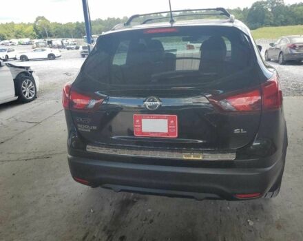 Черный Ниссан Rogue, объемом двигателя 2 л и пробегом 129 тыс. км за 1900 $, фото 5 на Automoto.ua