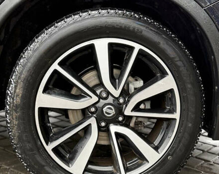 Черный Ниссан Rogue, объемом двигателя 2.49 л и пробегом 147 тыс. км за 13200 $, фото 4 на Automoto.ua