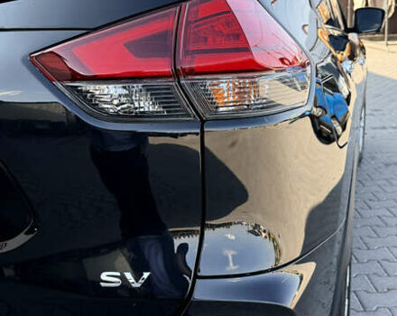 Черный Ниссан Rogue, объемом двигателя 2.5 л и пробегом 227 тыс. км за 12700 $, фото 9 на Automoto.ua