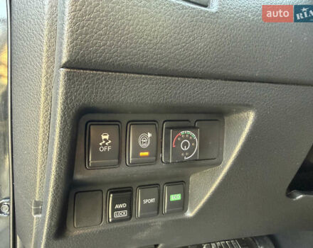 Черный Ниссан Rogue, объемом двигателя 2.49 л и пробегом 91 тыс. км за 13500 $, фото 19 на Automoto.ua